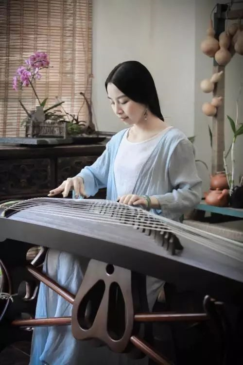 1552705636378104.png image.png